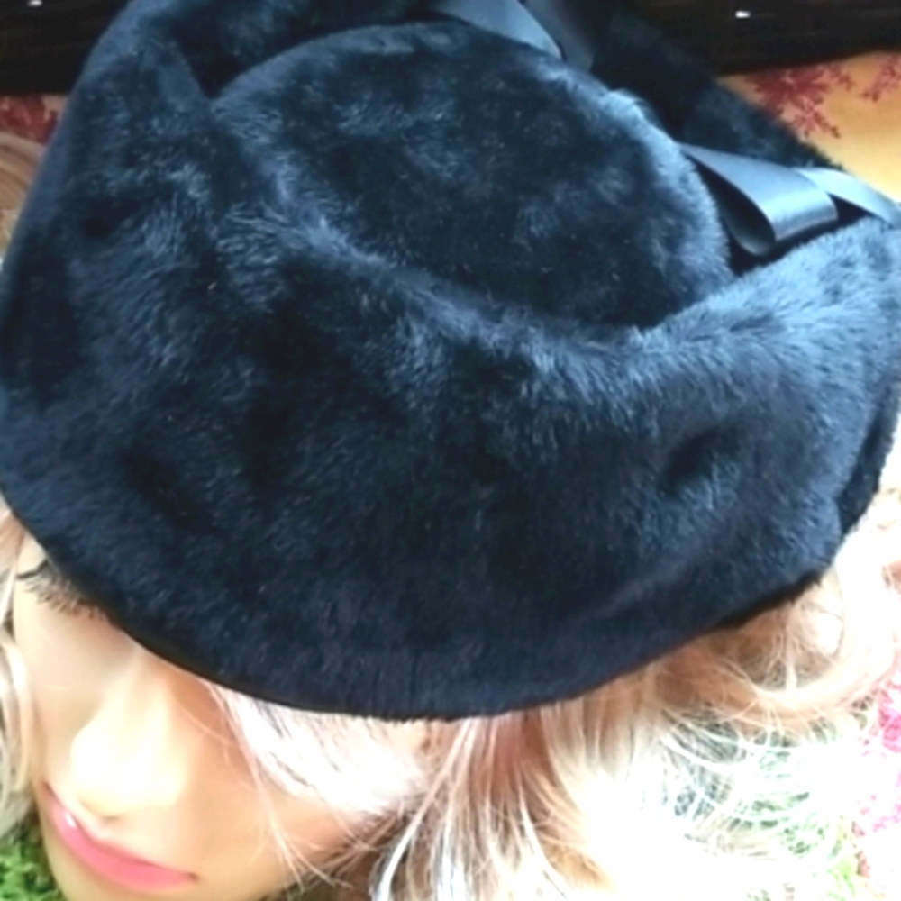 60's MISS DIOR Christian Black Fur Angora Adorable Pillbox Union Elegant Hat EVC - Picture 4 of 16